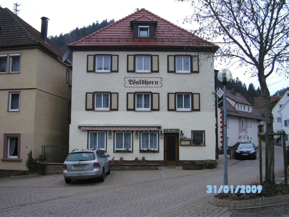 Gasthaus Waldhorn Бад-Тайнах-Цавельштайн Экстерьер фото